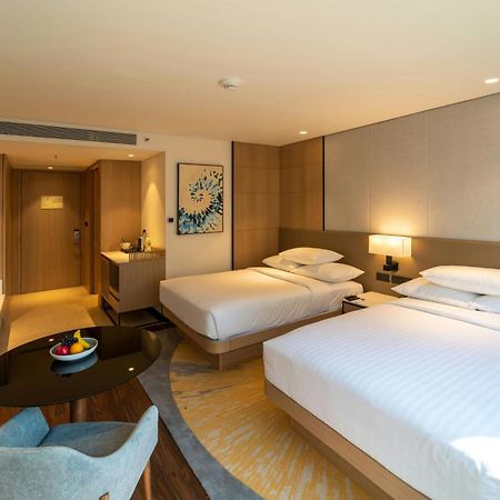 Courtyard By Marriott Вадодара Екстериор снимка