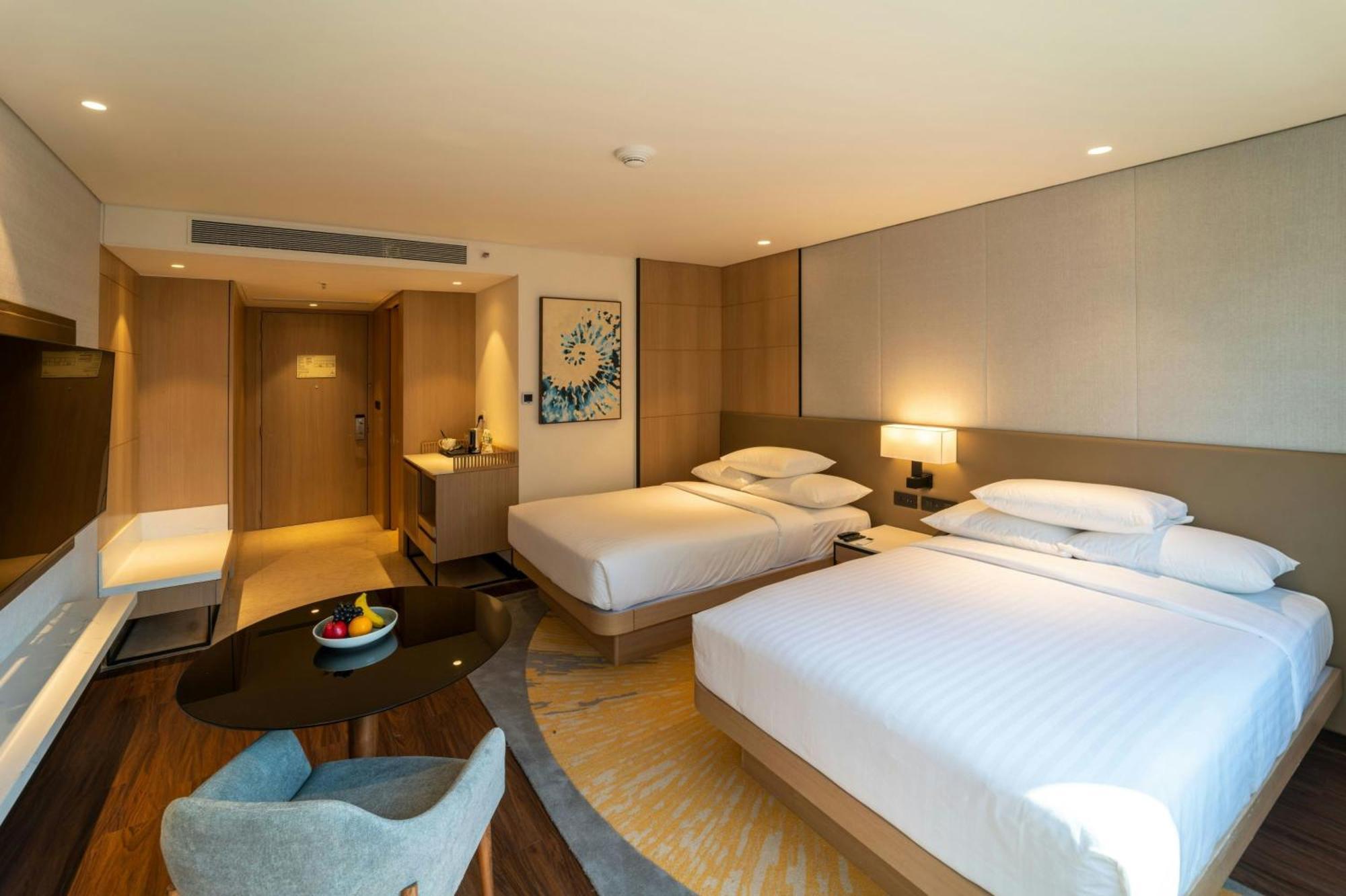 Courtyard By Marriott Вадодара Екстериор снимка