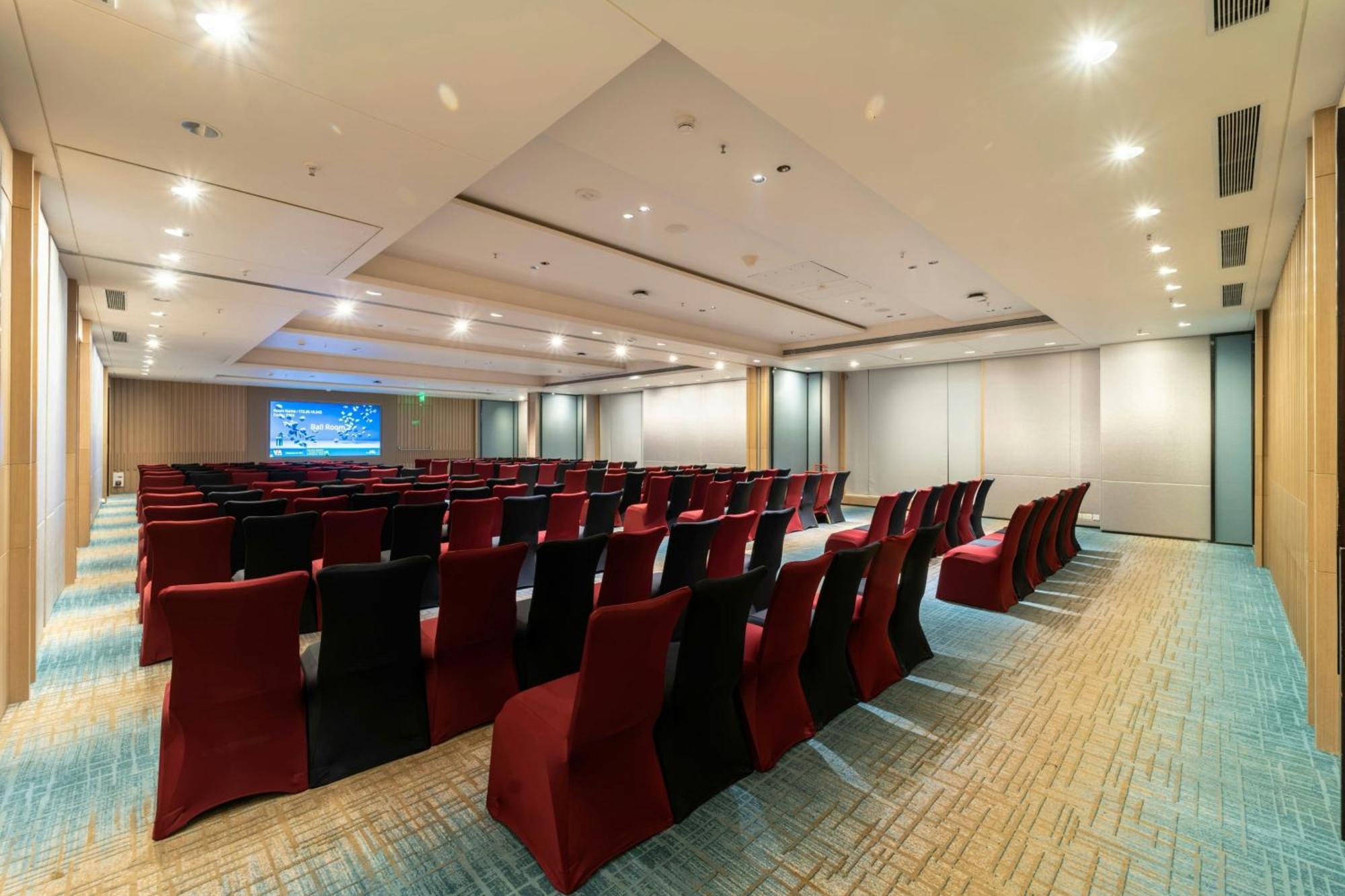 Courtyard By Marriott Вадодара Екстериор снимка